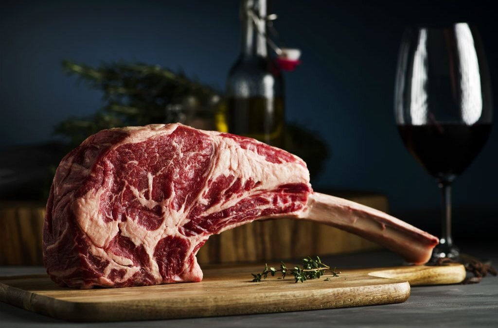 Мясо и вино