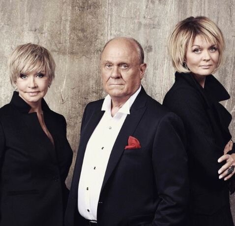 Юлия Меньшова с родителями