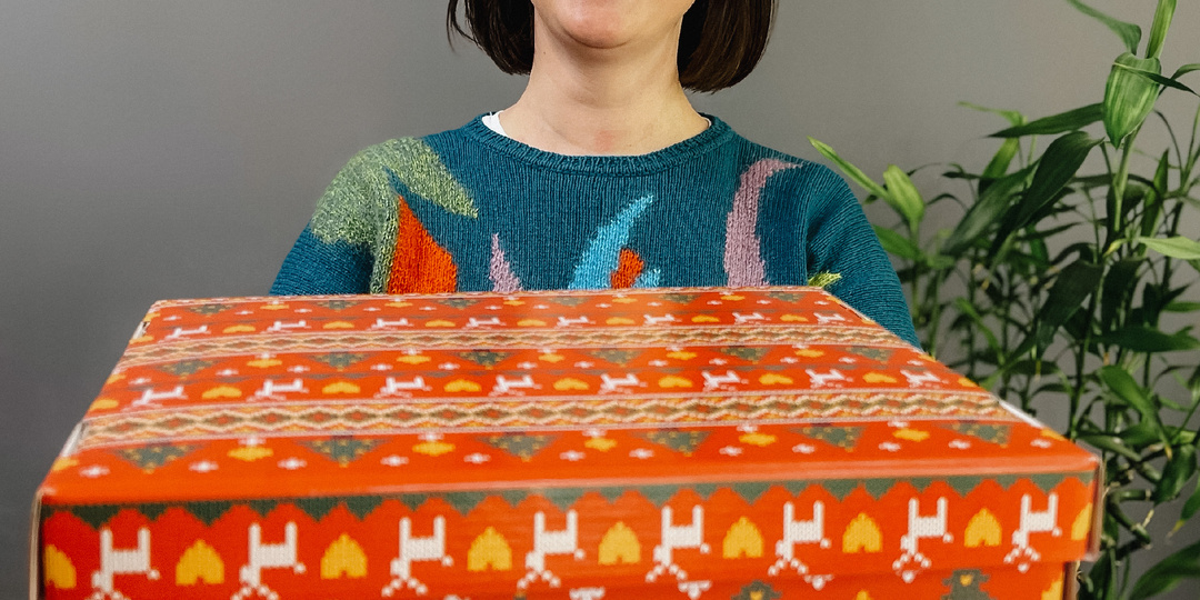 Составила список из 11 полезных идей для подарка на Новый год для тех, кто занимается вязанием