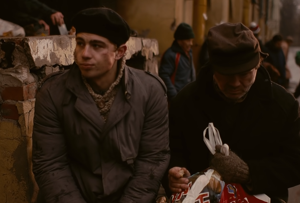 Почему в нашей стране так популярно кино на криминальную тематику? (Отрывок из фильма "Брат")