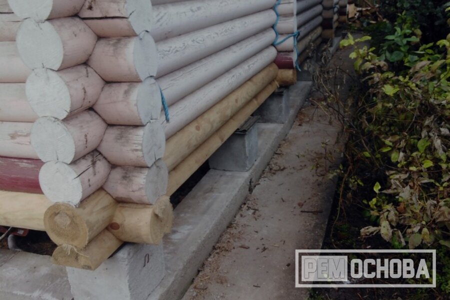 Подъем дома из оцилиндрованного бревна на 25см и замена нижних бревен в пос. Ушаки