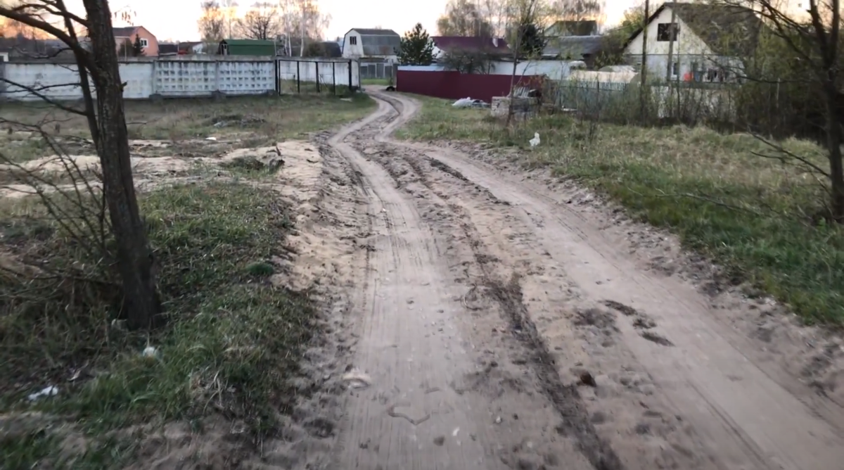 Задняя часть школы