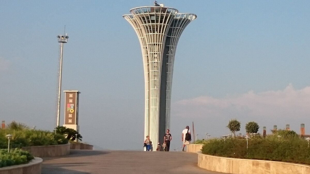 Несколько фотографий Всемирной выставки EXPO 2016 из личного архива. Листайте