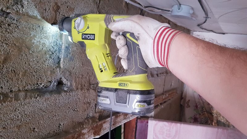 Мой аккумуляторный перфоратор Ryobi