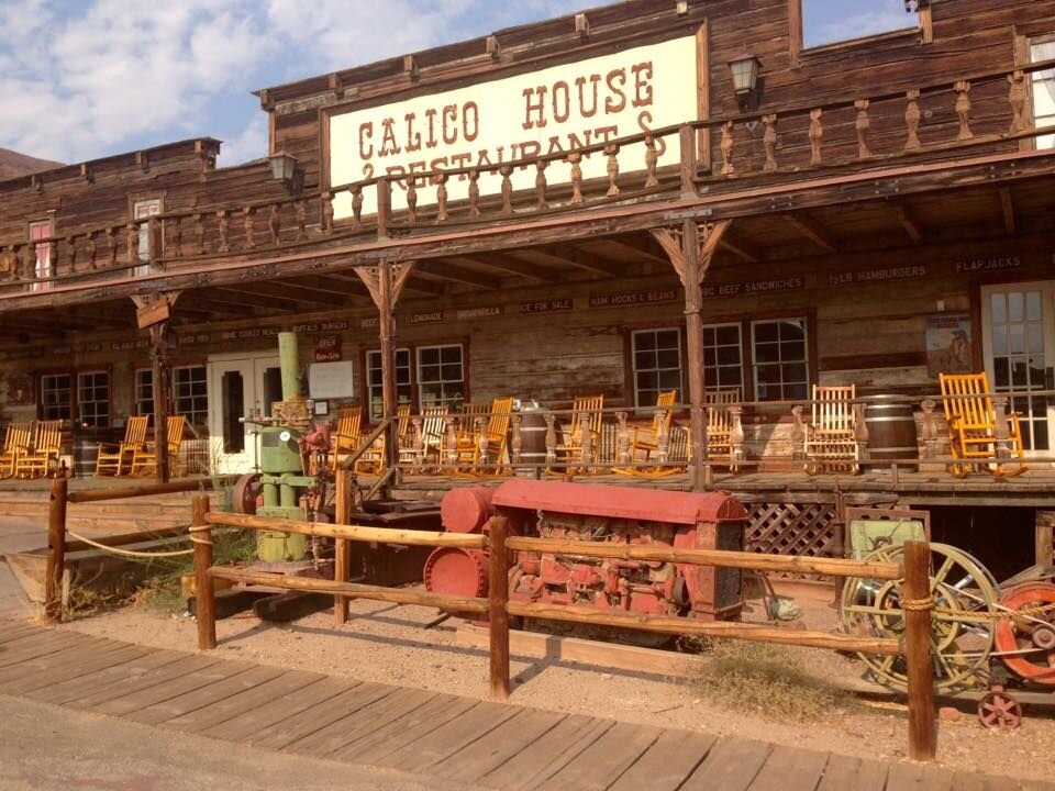 Добро пожаловать в ресто времен Великого Запада. Фото автора