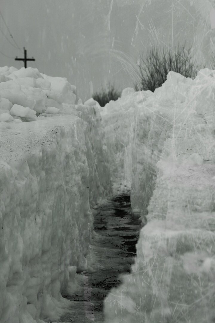 Деревенские окопы.