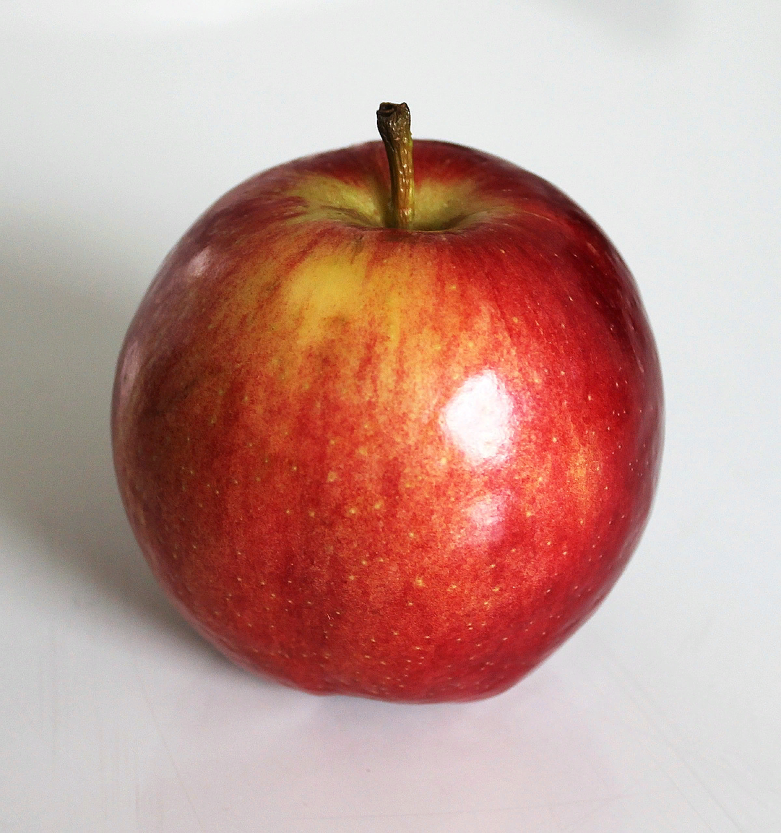 Яблоко. Яблоко картинка. Одно яблоко. Яблоки красные. Д яблам