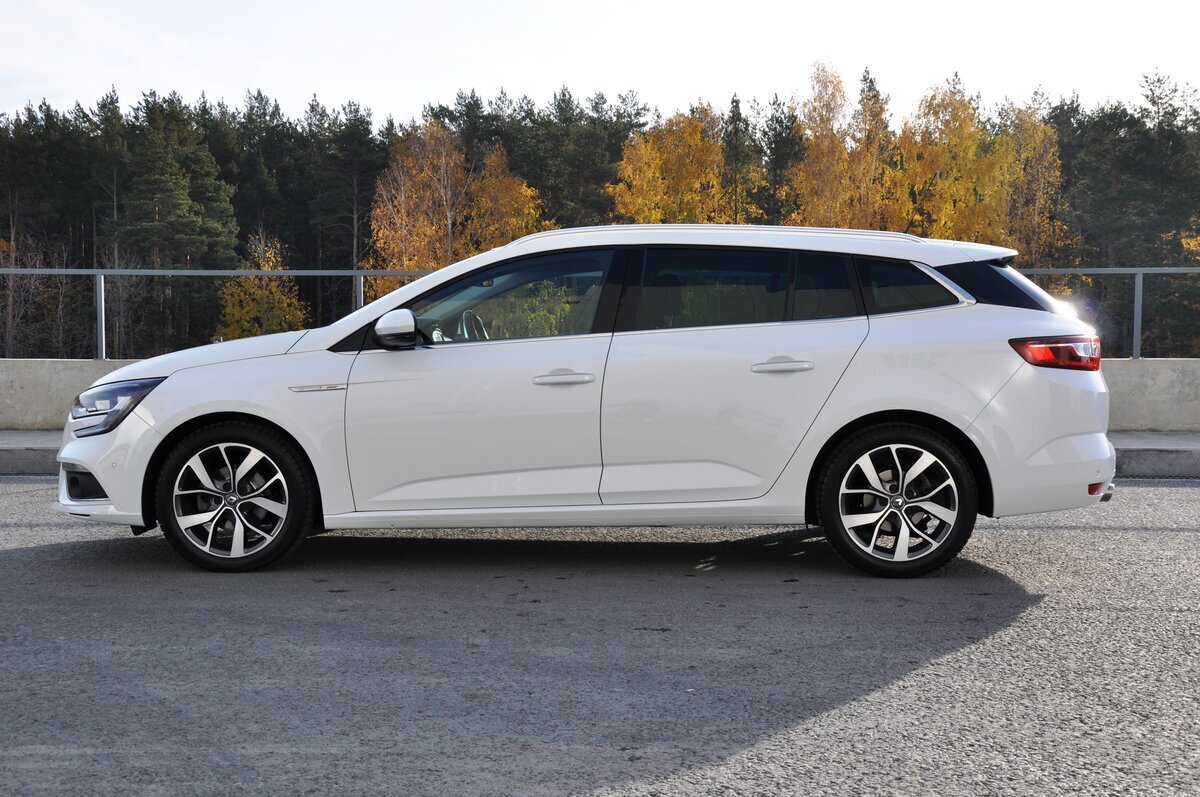 Renault Megane. Источник иллюстрации - auto.ru