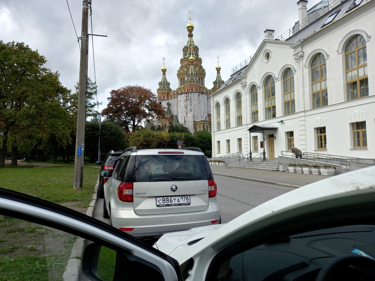 По прежнему советуем всем в дорогу запасаться литром масла(на долив), дистиллированная водой или спец жидкостями (для охлаждающей системы), скотчем, транспондером, стяжками разного калибра и хреновиной.