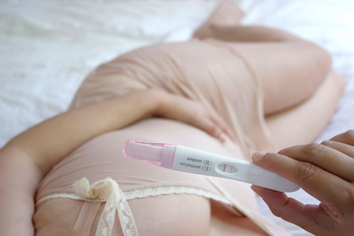 Беременна ранний срок. Тест на беременность. Тесты на беременность на ранних сроках.