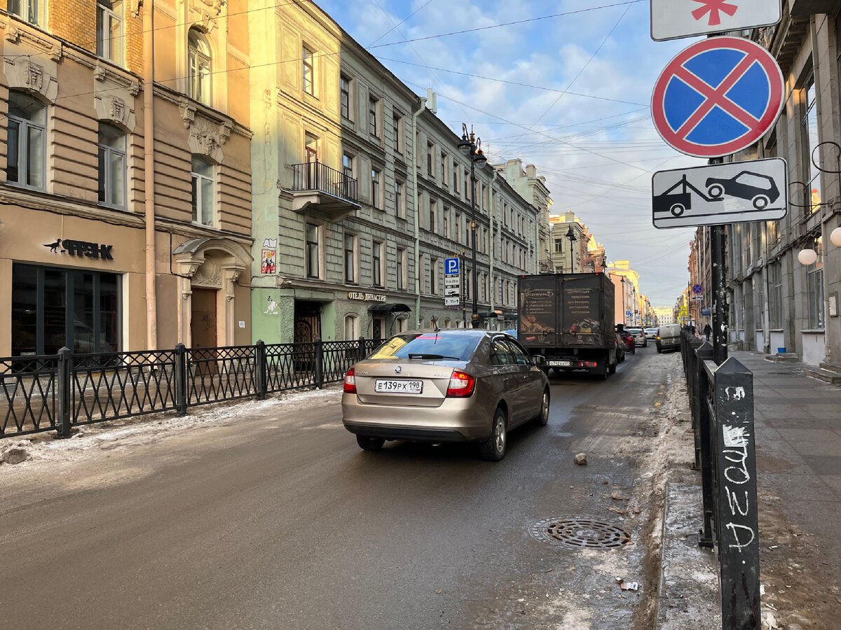 Петербург зимой: сугробы, грязь, мусор, гололёд. Проблемы, на которые  закрывают глаза | Макс Путешествует | Дзен