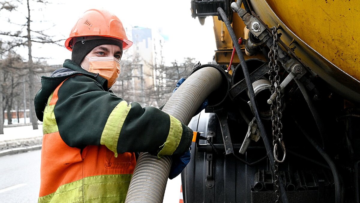 Как работают коммунальные службы Москвы во время непогоды | Вечерняя Москва  | Дзен