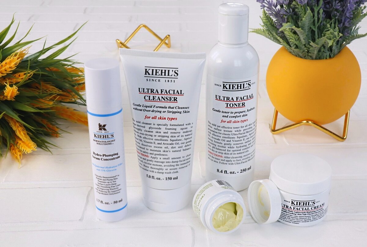 В моем использовании увлажняющий крем для лица, крем для век с авокадо, увлажняющий тонер, очищающий гель для умывания и увлажняющая сыворотка