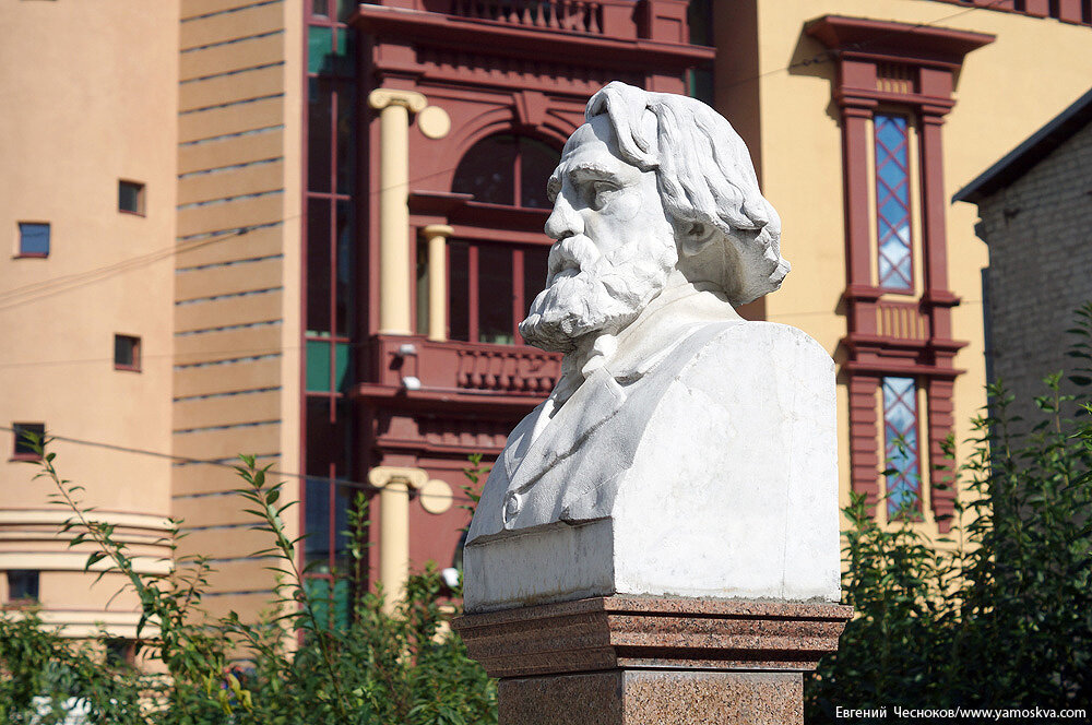 Дом лансере в москве. Дом Лансере в Милютинском переулке. Дом Лансере Бобров пер. Дом Лансере в Москве Бобров 2. • Бюст в Москве Тургенева в Бобровом переулке.