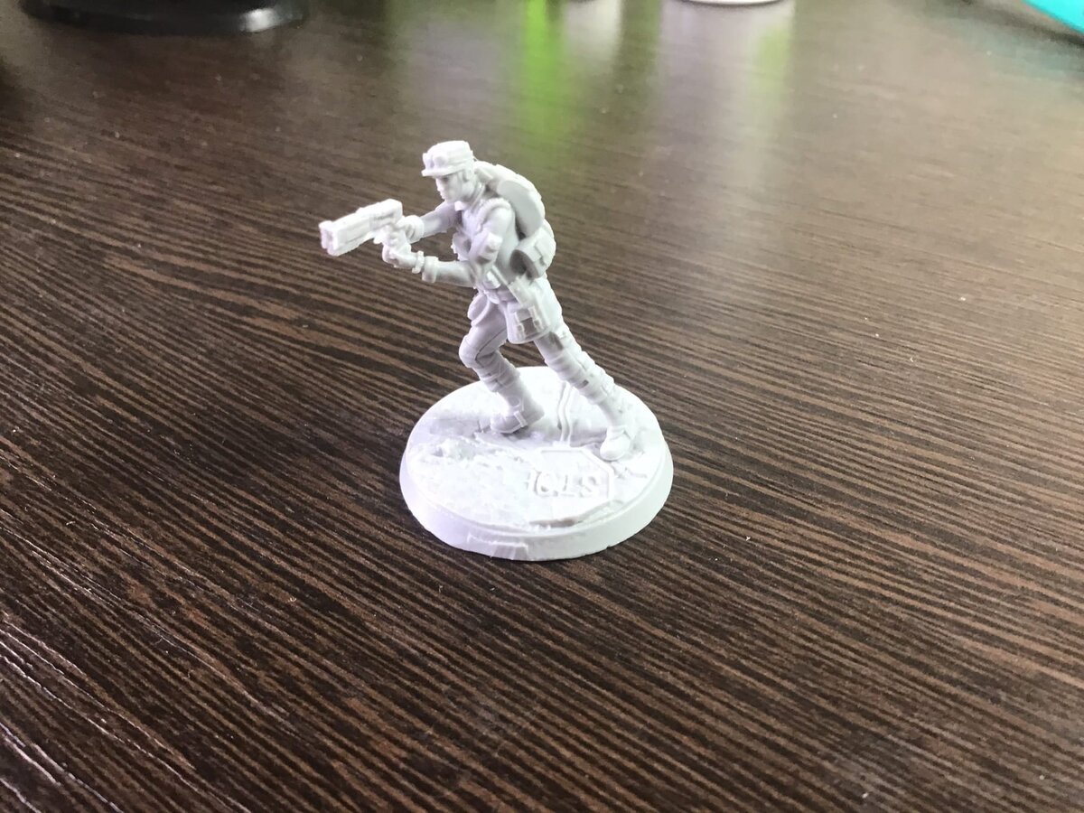 Первая миниатюра Мари