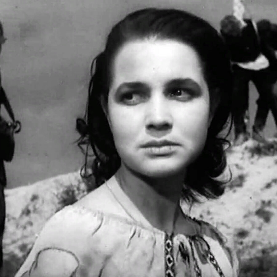Инной Бурдученко, кадр из фильма "Иванна, 1959"