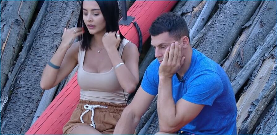 Участники проекта дом 2 Кристина Бухынбалтэ и Иван Барзиков, фото из яндекс картинки.