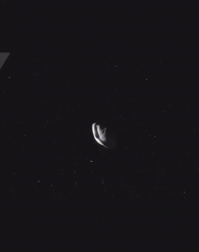 Анимация, составленная из снимков космического аппарата "Кассини"