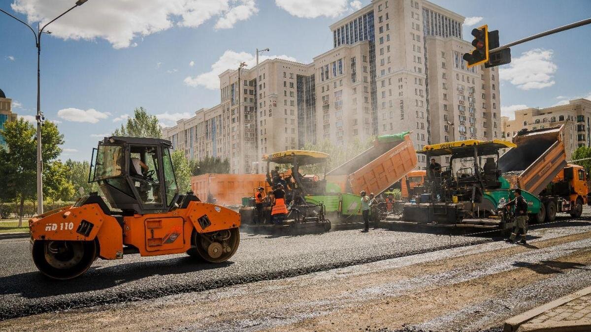    Ремонт дороги на проспекте Мангилик Ел:instagram.com/altay_kulginov_official