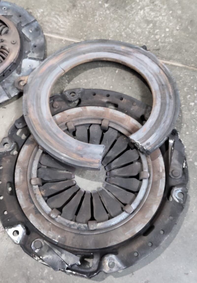 Случай в ремзоне: развалилось сцепление на Chevrolet Lacetti.