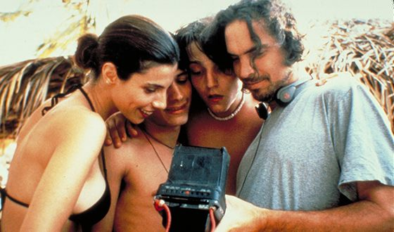 Марибель Верду, Гаэль Гарсия Берналь, Диего Луна и Альфонсо Куарон на съемках х/ф «И твою маму тоже», реж. Альфонсо Куарон, Мексика, 2001 г.