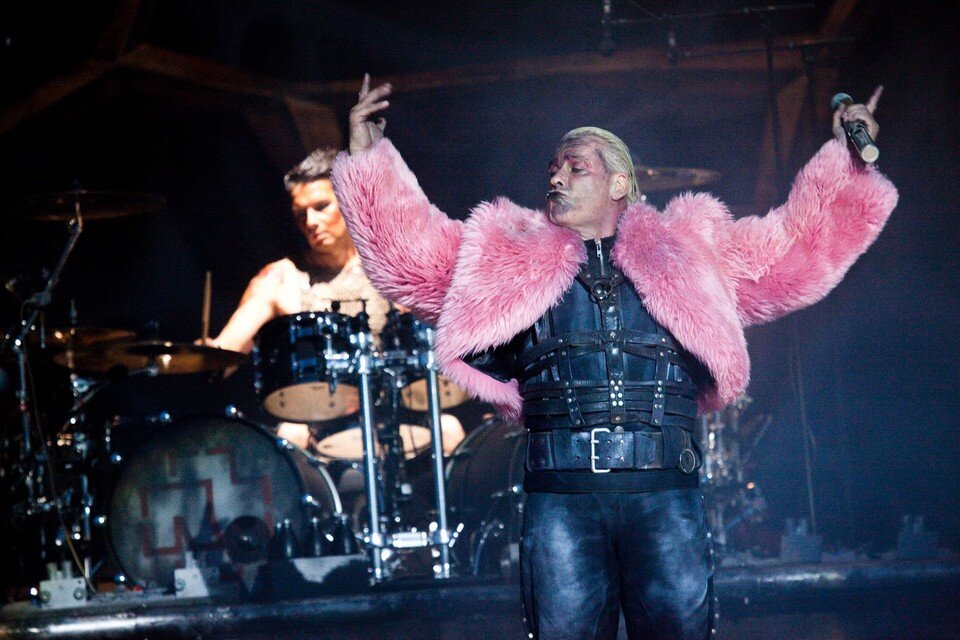     Новосибирцы добиваются возрата денег за концерт почти год. Елизавета СУХОВА