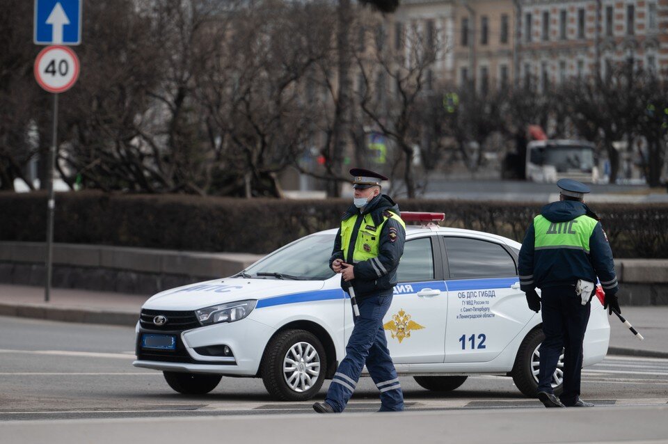     В Московском районе полиция провела рейд по проверке водителей-мигрантов  ПЫХАЛОВА Юлия (архив)