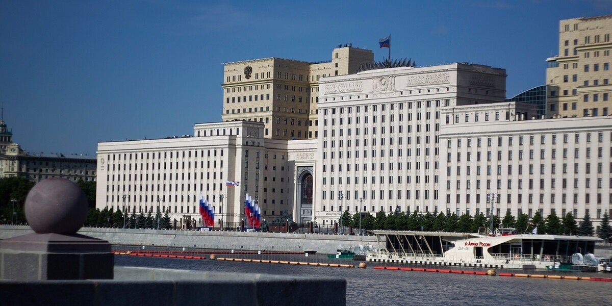 Фото: https://tvzvezda.ru/ (https://mcdn.tvzvezda.ru/storage/news_other_images/2023/09/25/c1f3f5c346224c618ab25808f035fd12.jpg) 