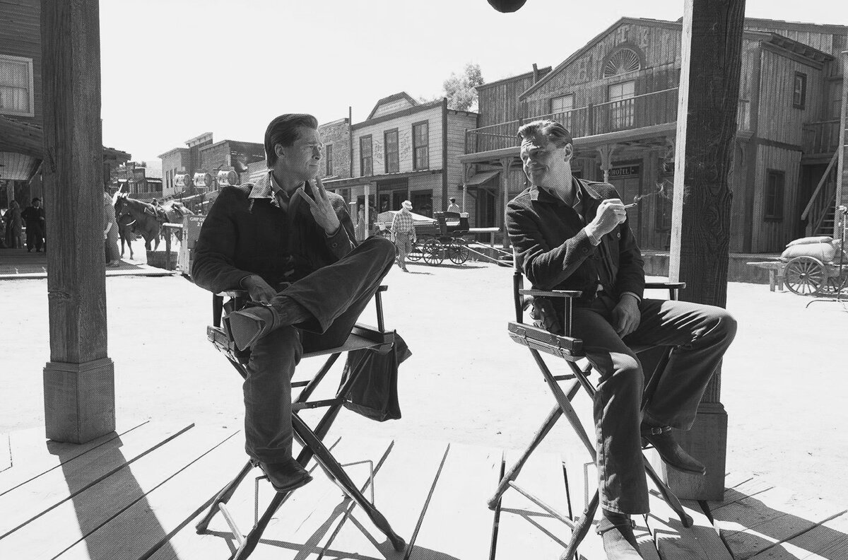 Брэд Питт и Леонардо Ди Каприо в фильме "Однажды в Голливуде" (реж.: К. Тарантино)