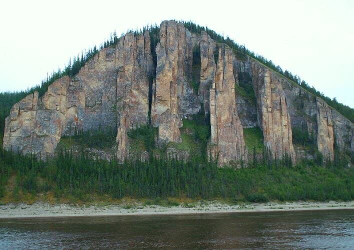 Величественная красота.Источник:https://set-travel.com/ru/world/interesting-facts/8976-lenskie-stolby