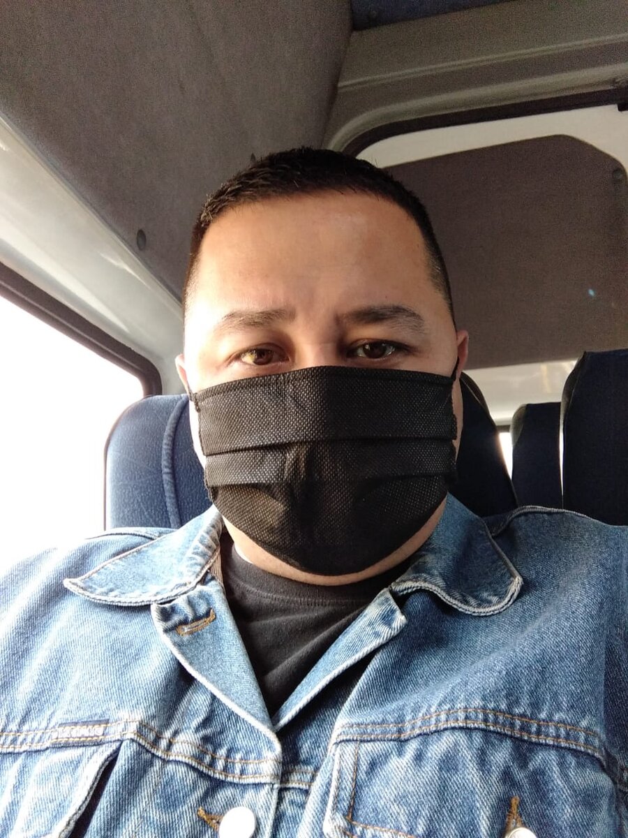 Мой смартфон не узнал меня и не хотел включаться.