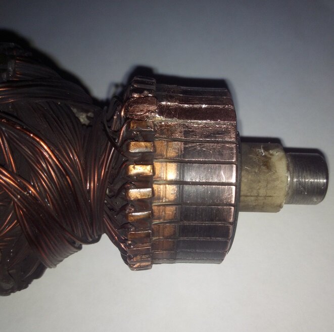 Смазка коллектора электродвигателя. Ротор щеточного электродвигателя 24v3kw. Ротор коллекторного электродвигателя. Якорь электродвигателя болгарки. Ремонт коллектора своими руками.