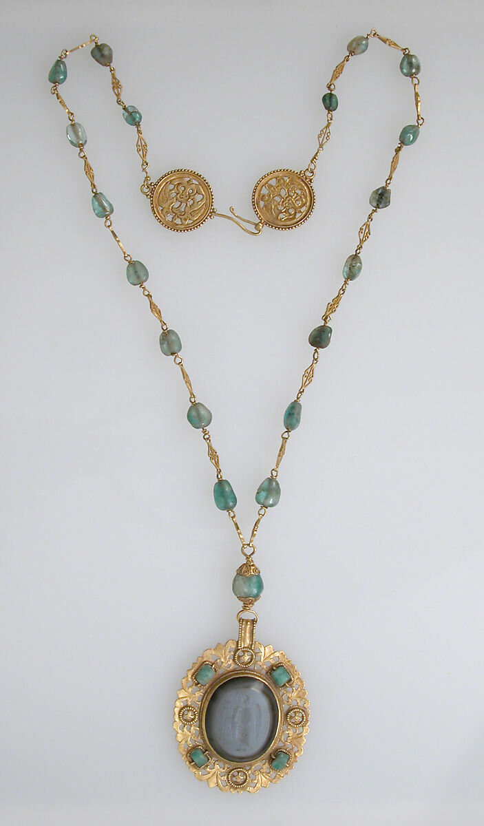 Византийское золотое ожерелье с изумрудами и агатом, 6-8 вв н.э.
