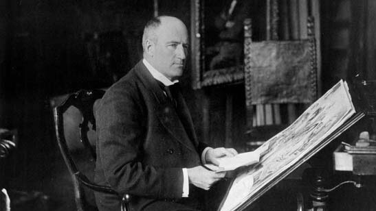 Художник за работой. Изображение взято из свободных источников.