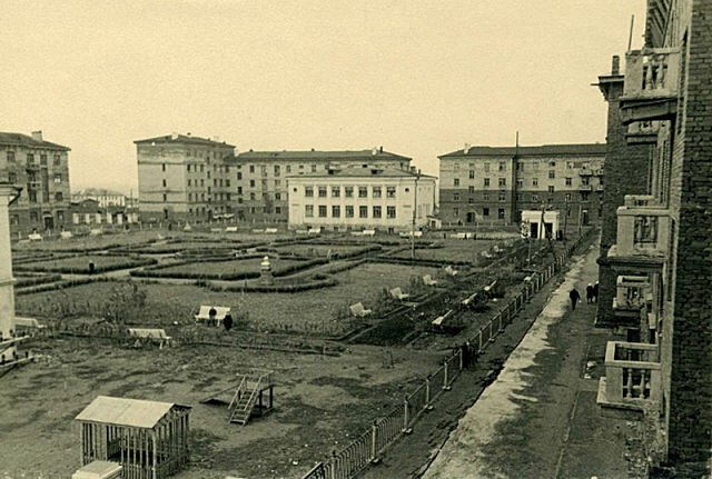 Рокотом комбайновых моторов