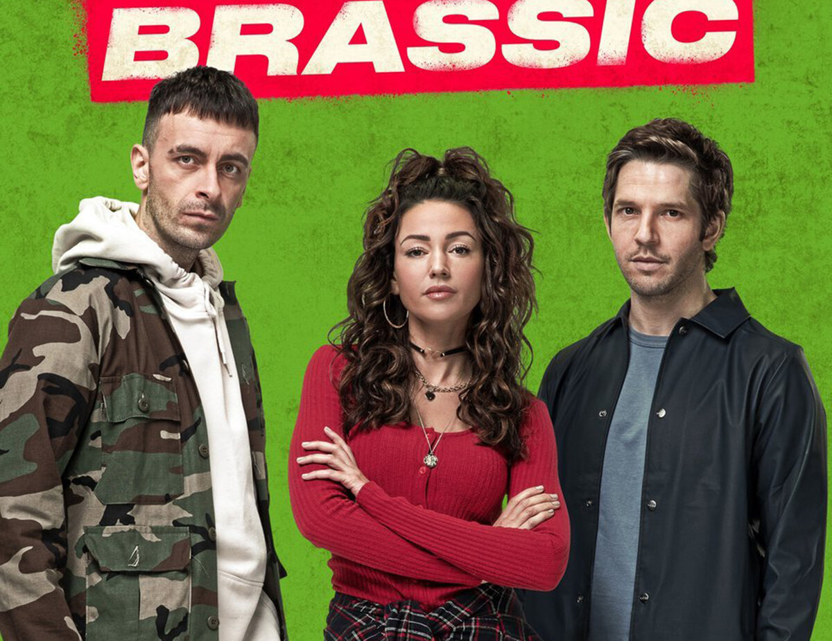 Постер к сериалу «Голяк»