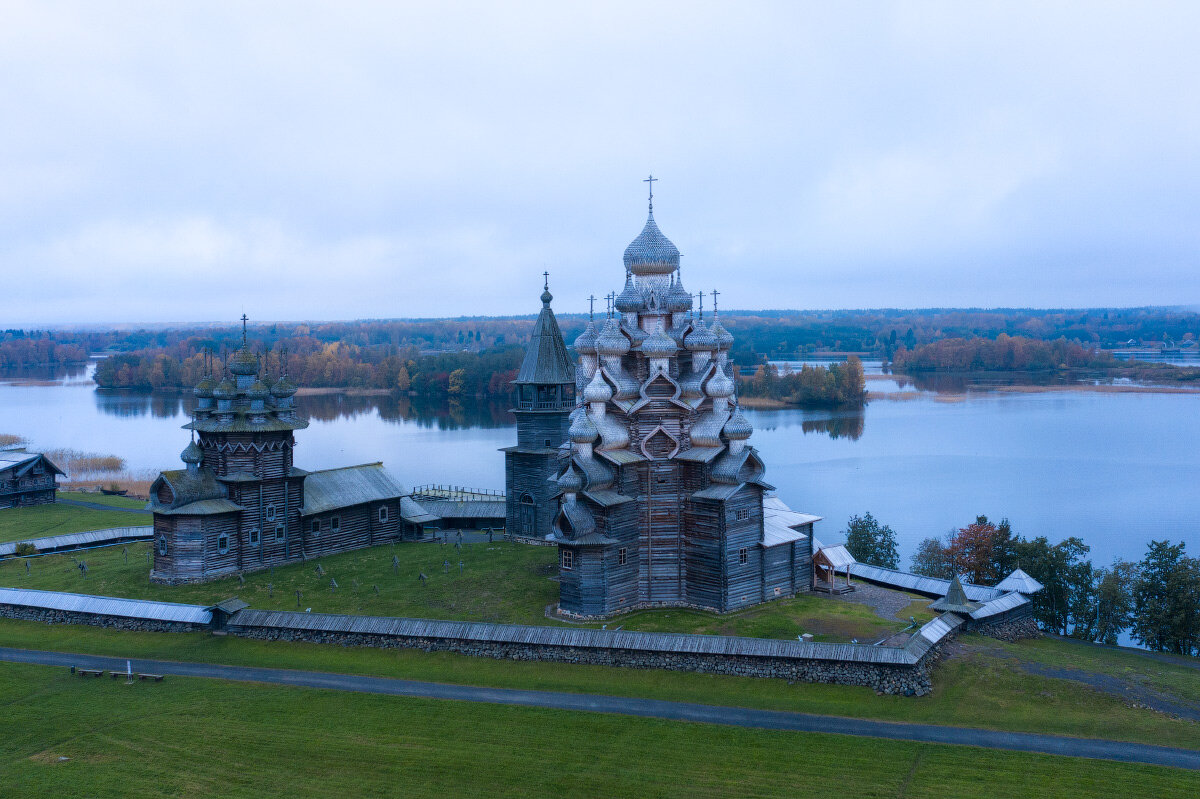 Кижский архитектурный ансамбль