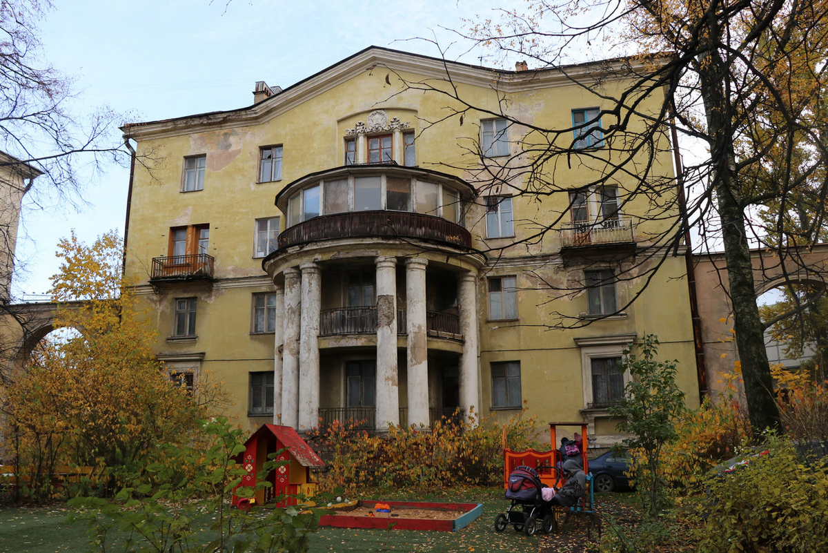 Рябовское шоссе