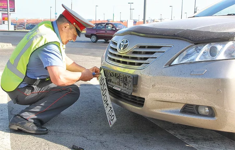 Купить б/у Daewoo Nexia I 1.5 MT (75 л.с.) бензин механика в Истре: бежевый Дэу 