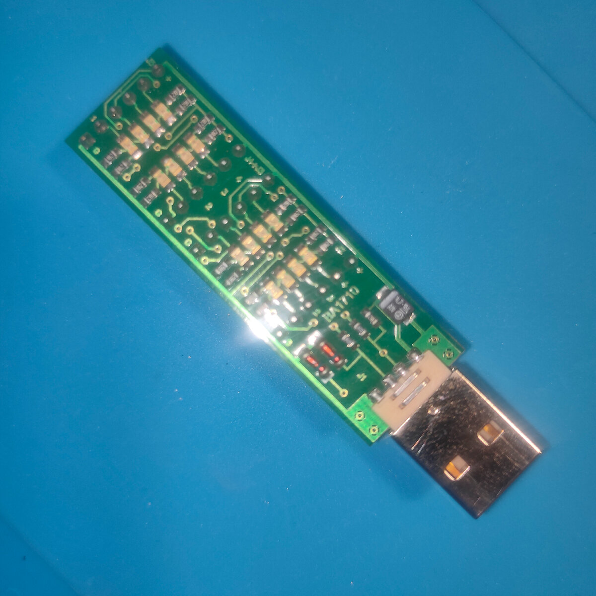 MP710 - USB