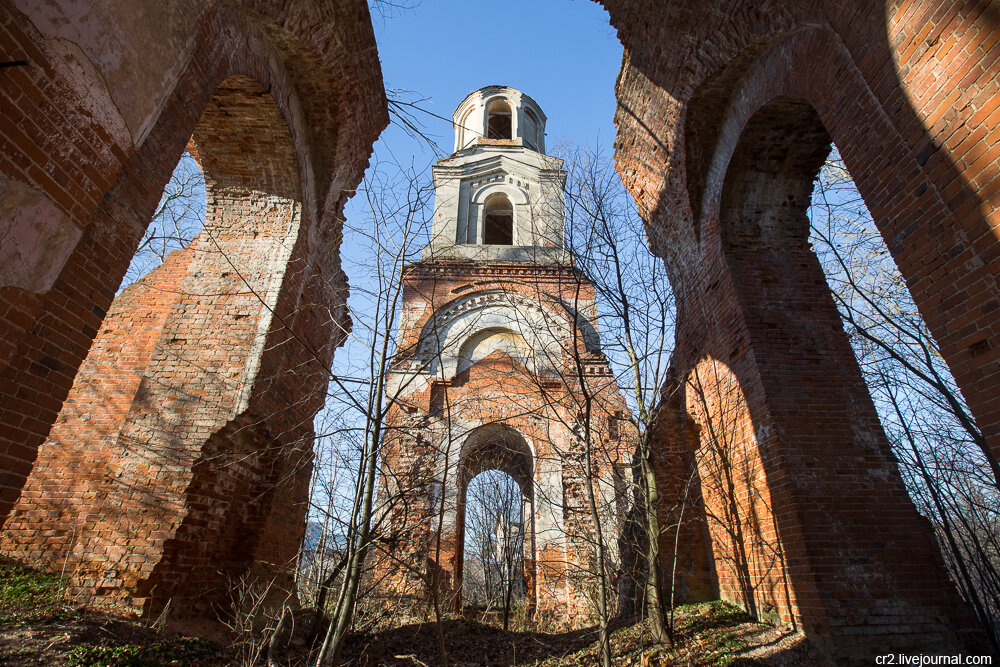 Церковь николая чудотворца калуга заброшенные. Заброшенная усадьба степановское-павлищево калужская область. Заброшенные храмы калужской области. Заброшенное калужская область. Заброшки калужской области.