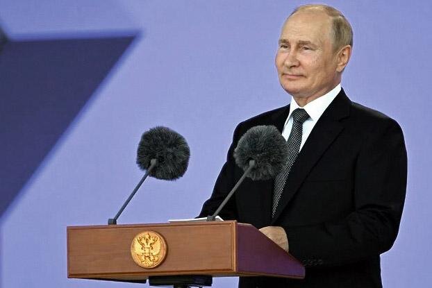 Деловой квадрат