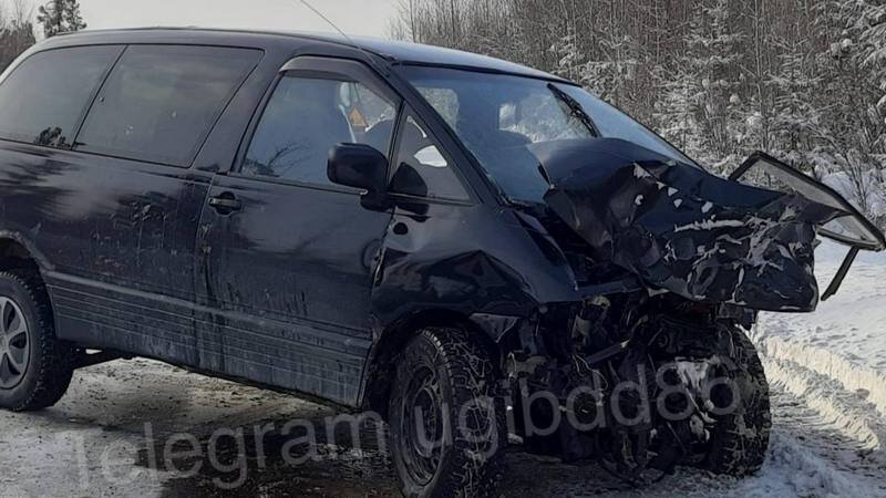    Два жителя Нягани пострадали в аварии на трассе Югры