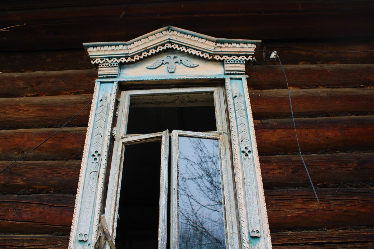 Увидели в марийской глуши странный заброшенный дом, стало жутковато, показываю, что находится внутри дома и двора