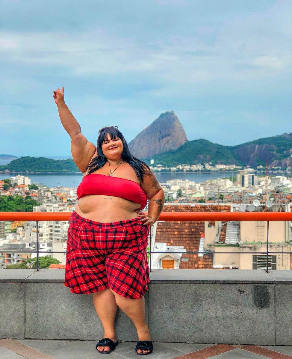 thaiiscarlaoficial / Instagram