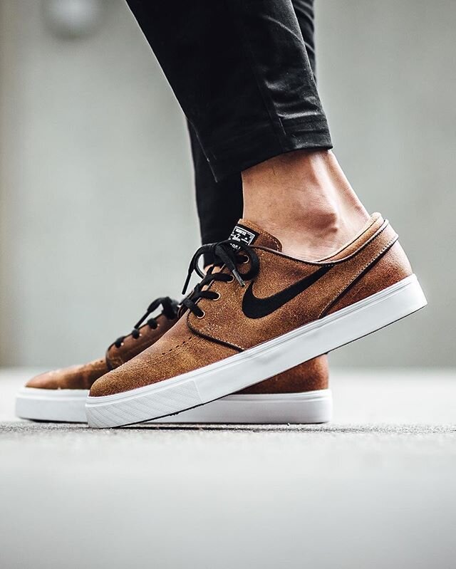 Nike janoski de cuero hotsell