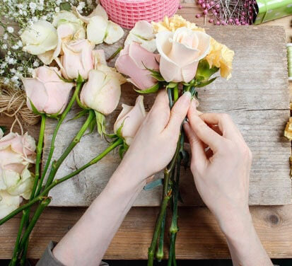 Цветы недорого с доставкой доступны в интернет-магазине «Парижанка».