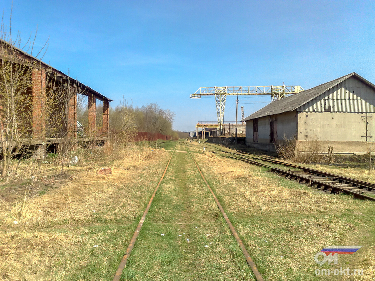 Станция Высоковская, вид от вокзала на Клин, май 2009