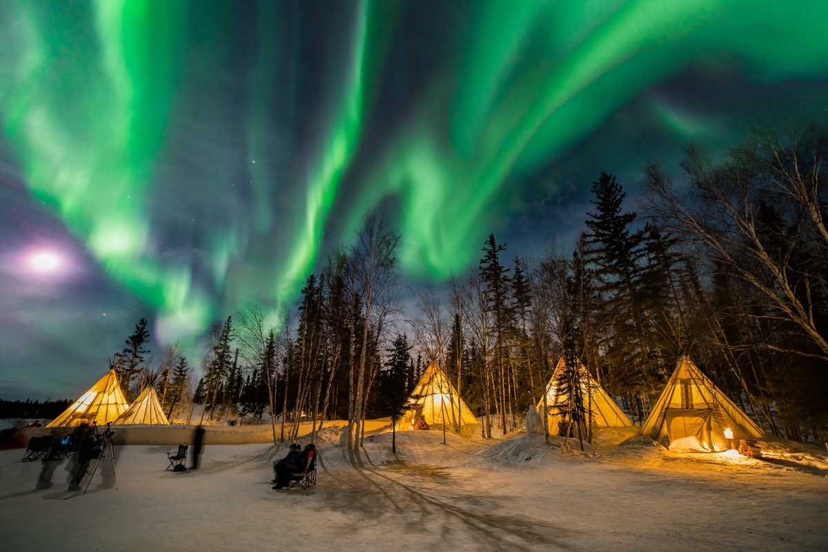 https://imgcld.yatra.com/ytimages/image/upload/v1490682822/Yellowknife.jpg 