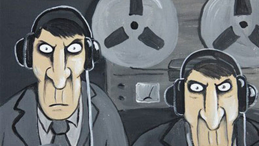 Они следят, и я слежу. 